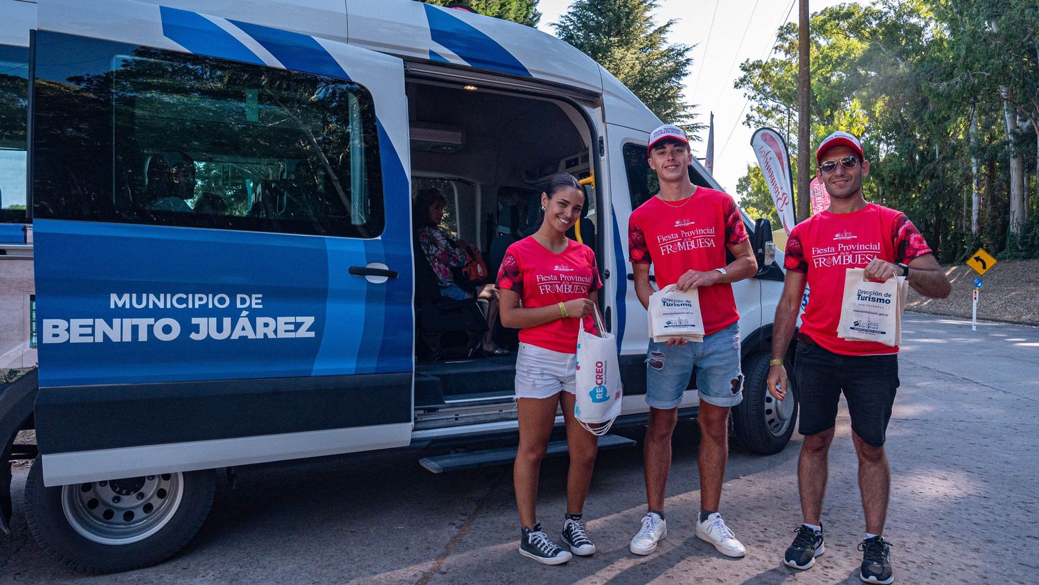 Juárez activa el transporte gratuito para la Fiesta Provincial de la Frambuesa