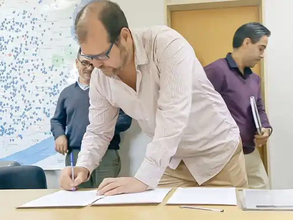 Se firmó el inicio de obra de la construcción de la Guardia Pediátrica del Hospital Masvernat