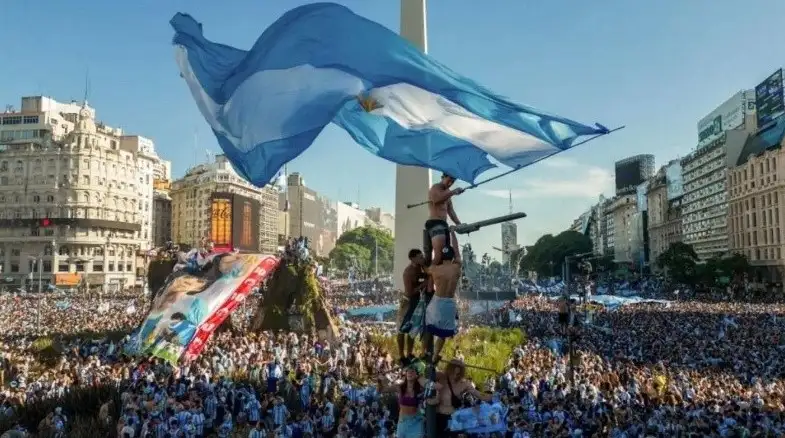 Imagen de "Muchachos, la película de la gente".