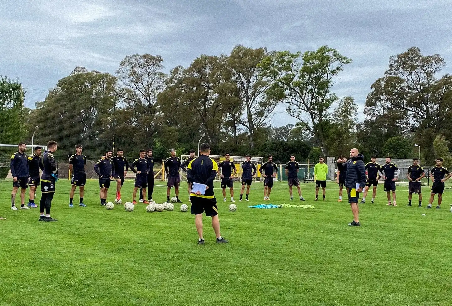 Santamarina se entrenó antes de viajar.