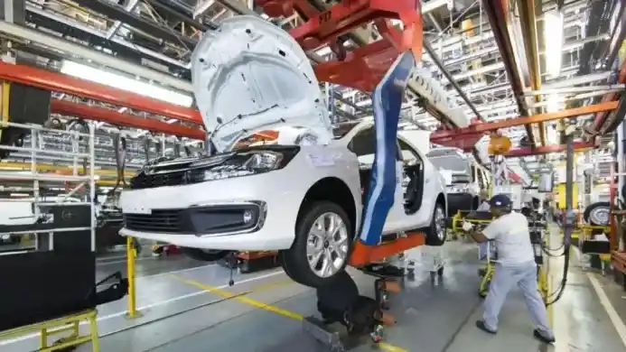 Cerró una histórica industria automotriz tras más de 60 años