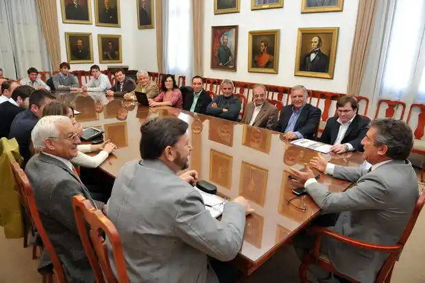 Urribarri aseguró que en la provincia se vive una “maratón de inversiones”