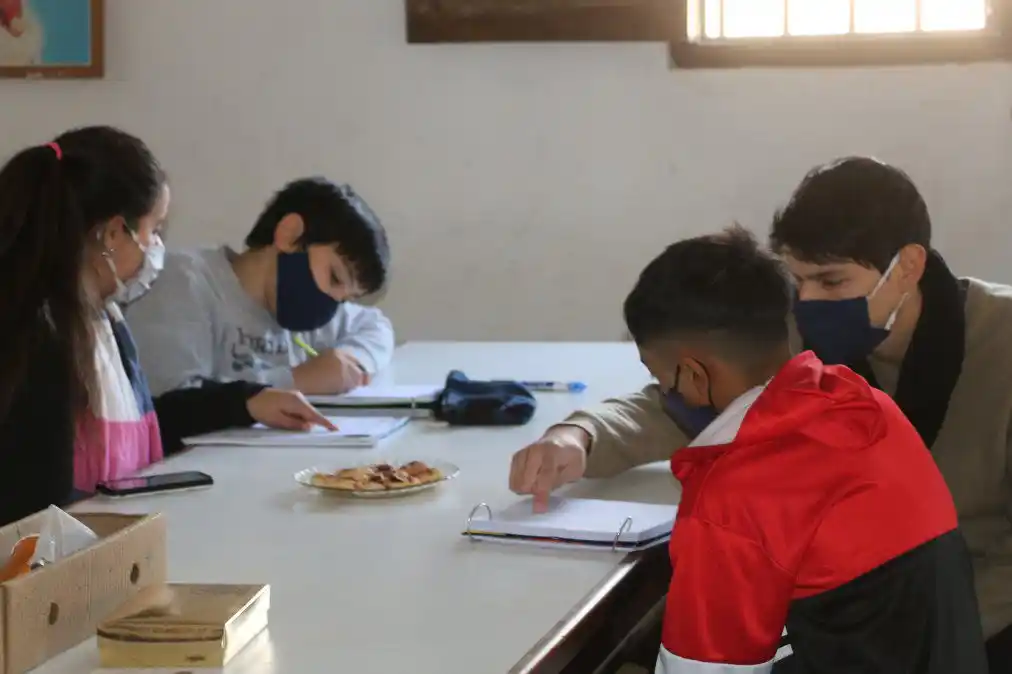Comienza un programa de apoyo escolar para estudiantes primarios: Cómo inscribirlos
