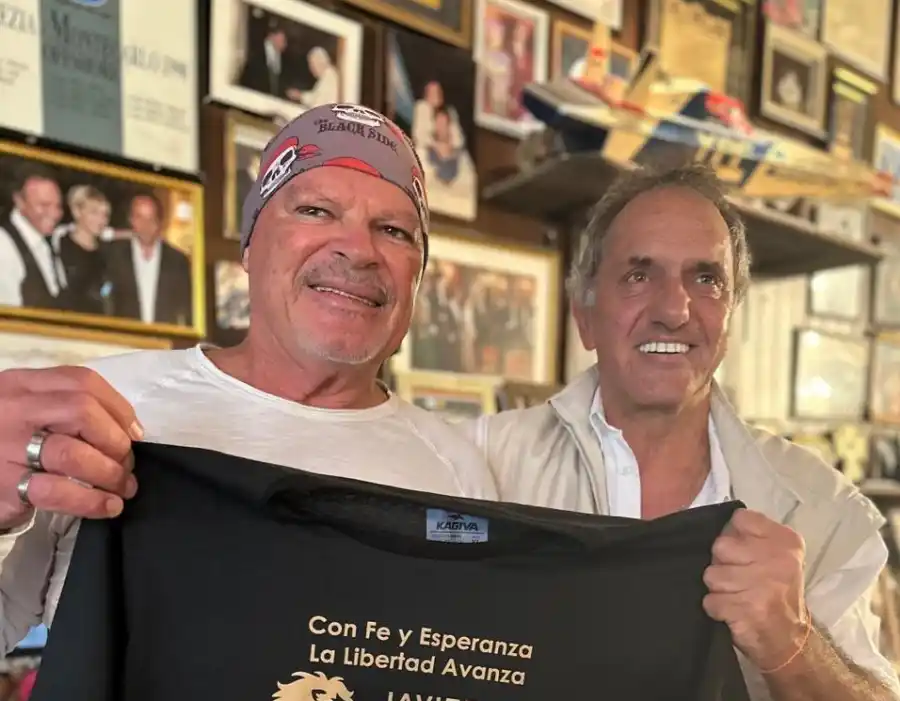 Alfa junto a Scioli en Villa La Ñata.