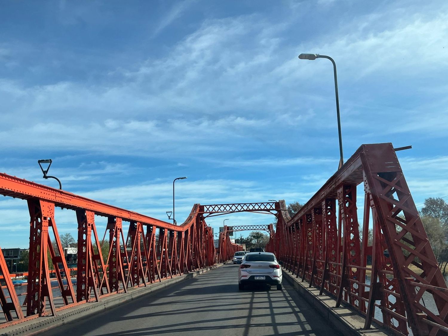 Reestructuraron el suministro eléctrico desde el Puente Méndez Casariego hasta el ingreso del parque Unzué