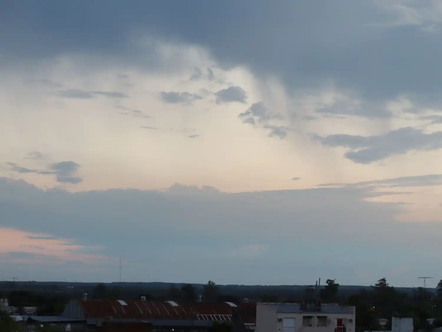 Emitieron alerta amarilla por tormentas para la zona sur de Entre Ríos