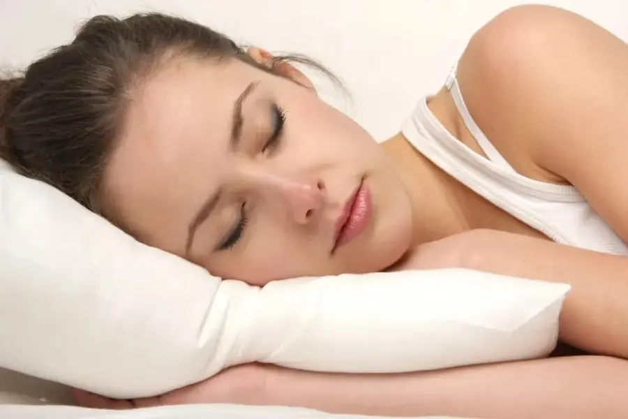 Cuál es la mejor hora para irse a dormir, según la ciencia