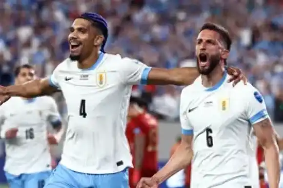 Uurguay y EE.UU buscan sellar su clasificación a cuartos de final