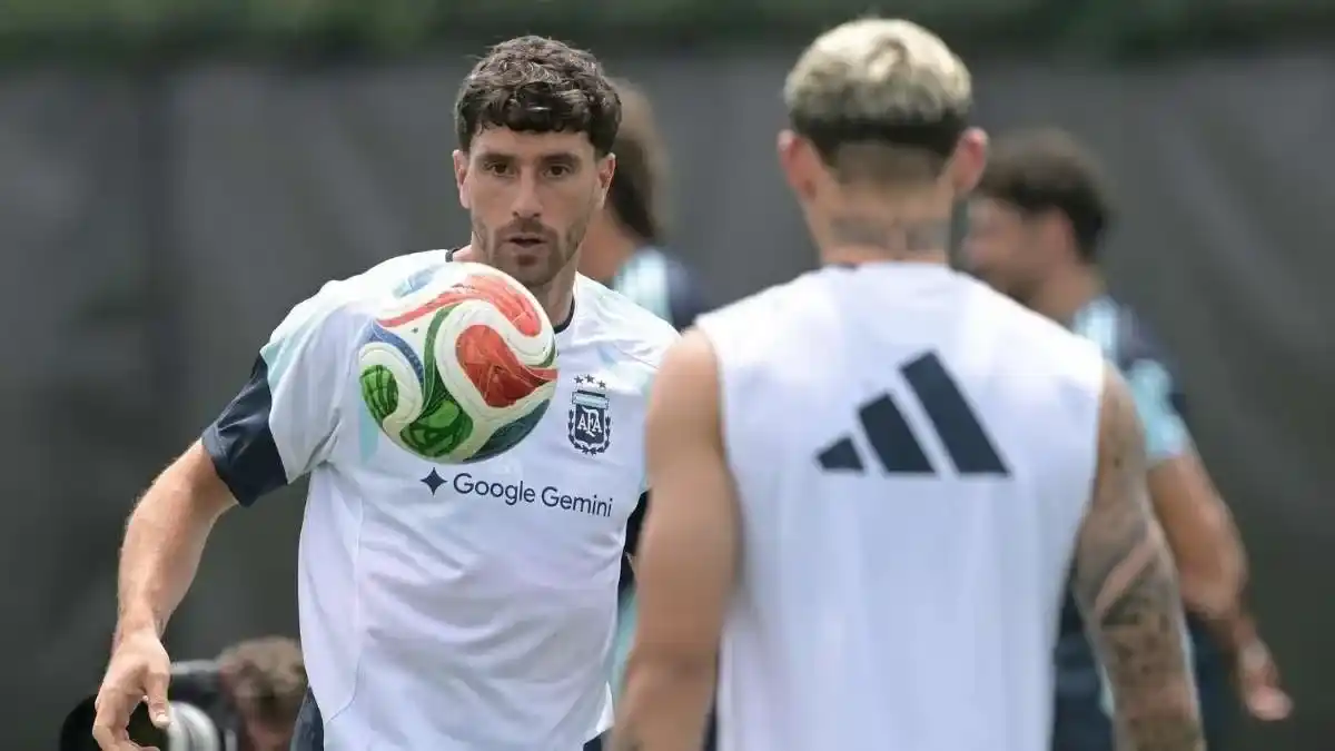 Scaloni apelaría a la rotación en la Argentina. Marcos Senesi podría ser titular ante Jordania