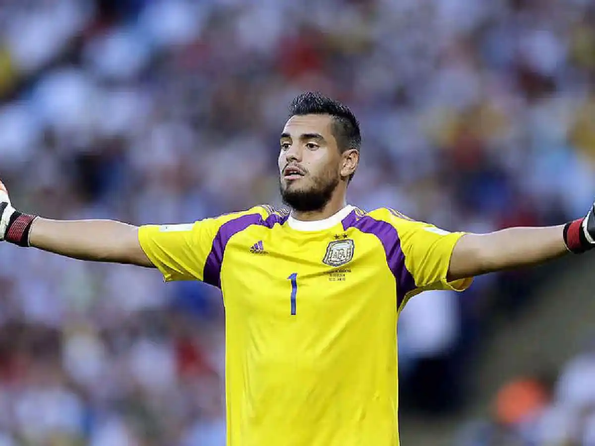 Sergio Romero a Boca: revisión médica y presentación en La Bombonera