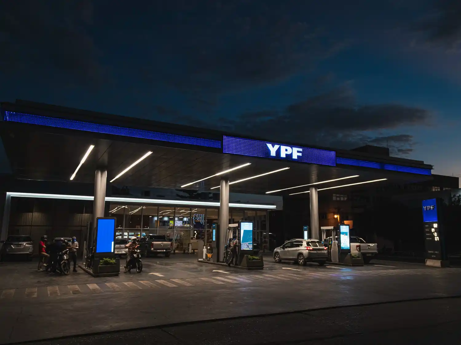 Con el nuevo sistema de autodespacho y la app de la petrolera se accede a un descuento.