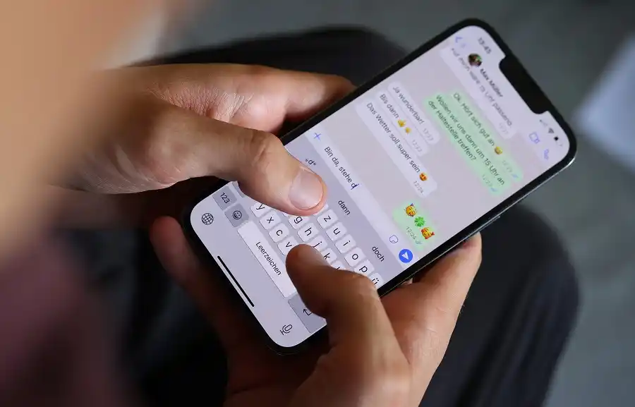 La conversación provocó risas y admiración al pequeño.