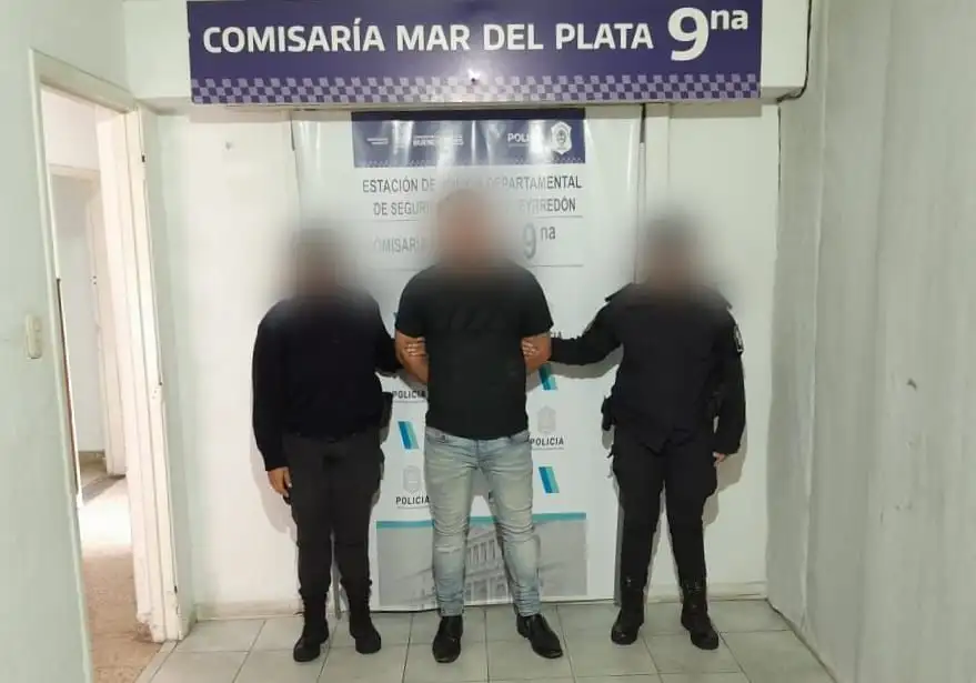 Sustrajo siete autos distintos en un mes. En el octavo intento no creyeron su mentira y trabajadores de la cochera dieron aviso a las autoridades.