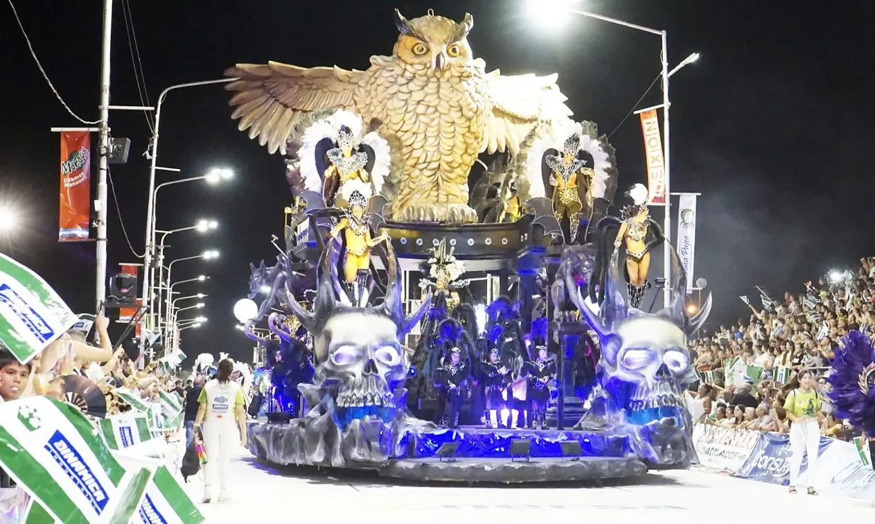 Ceremonia de premiación y coronación del Carnaval de Concordia