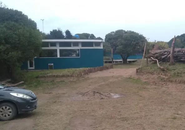 La Policía aprehendió a un joven que había usurpado el complejo El Arca