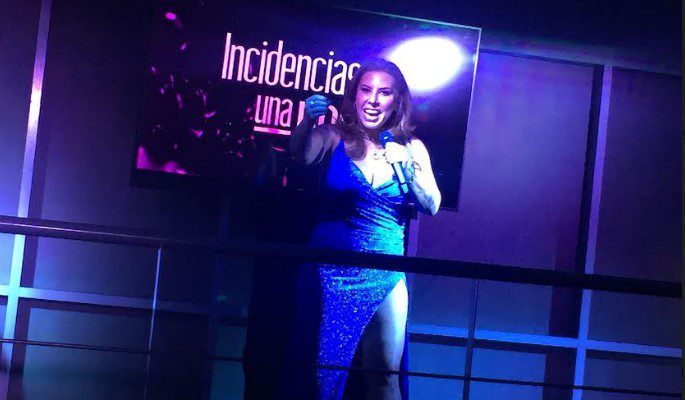Vanessa Senior no teme que la «quemen» por cantar