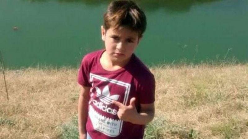 Hallaron muerto a un niño de 7 años que había desaparecido junto a su padrastro