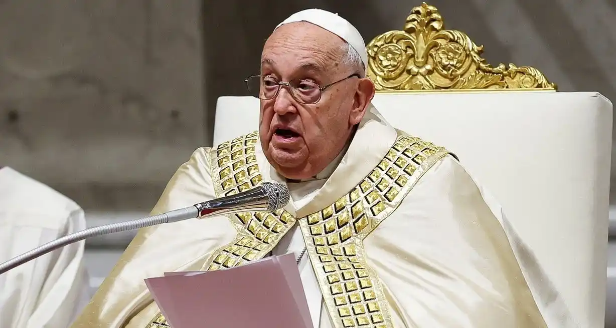 El Papa Francisco pasó una jornada de oración y descanso mientras sigue con su tratamiento