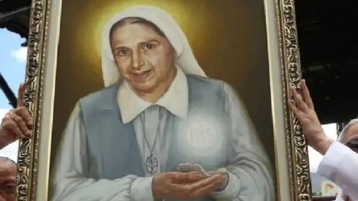 BEATA CARMEN RENDILES a los ALTARES: el papa FRANCISCO aprueba su CANONIZACIÓN