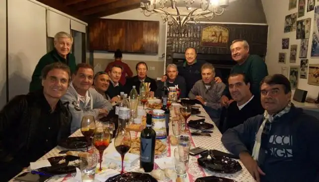 Los campeones del 86 harán una campaña para pedirle a Messi que no deje la Selección