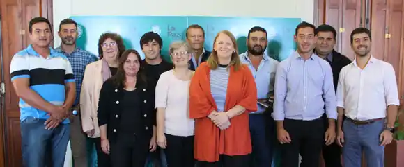 La provincia avanza en la descentralización de políticas de niñez con nuevas áreas