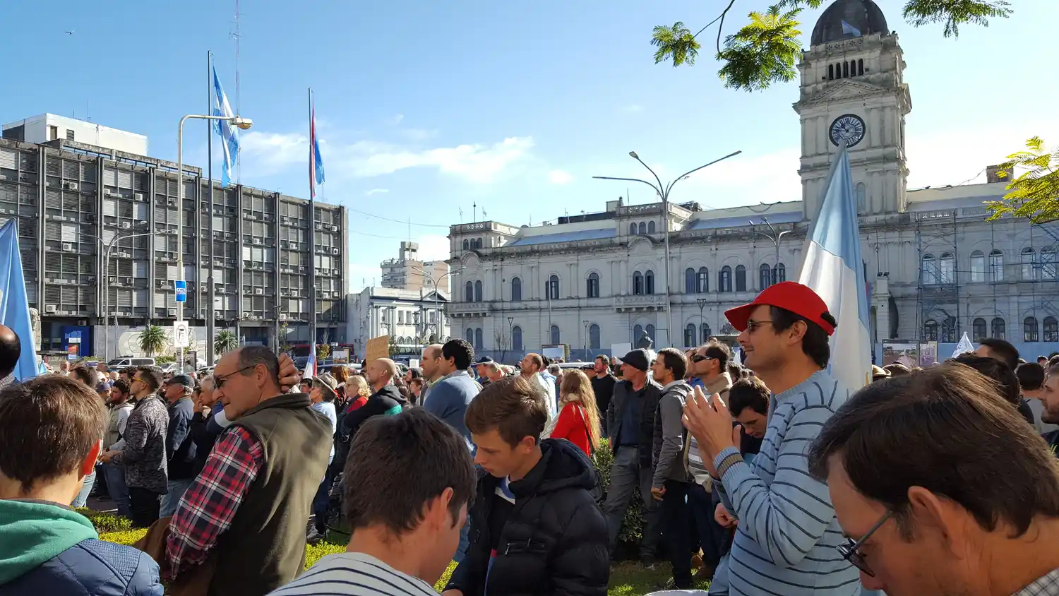 Productores protestarán en Tribunales contra el fallo que limita fumigaciones