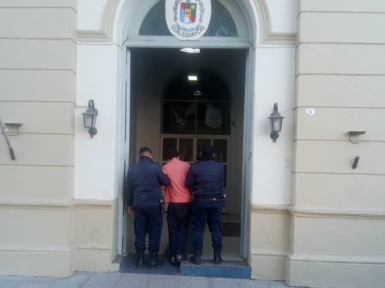 Un llamado alertó sobre una agresión a una mujer y terminó con un detenido en el barrio 348
