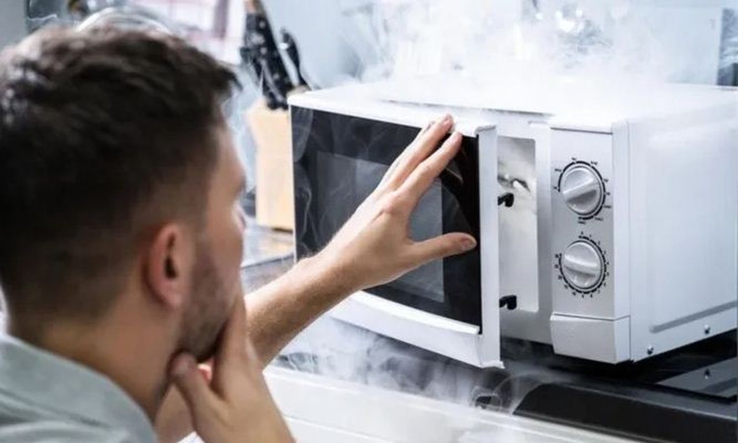 Atención: 6 comidas que nunca deben recalentarse en microondas
