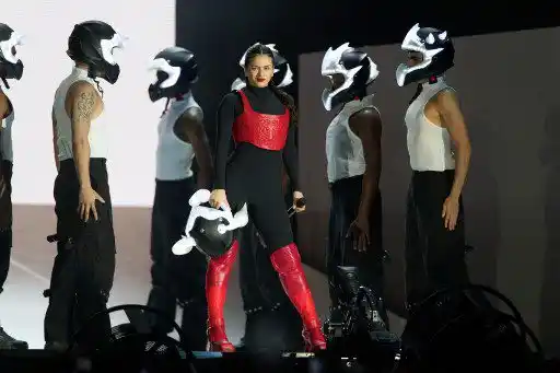 La Motomami sacudió México: cantó gratis en el Zócalo (+ Video)