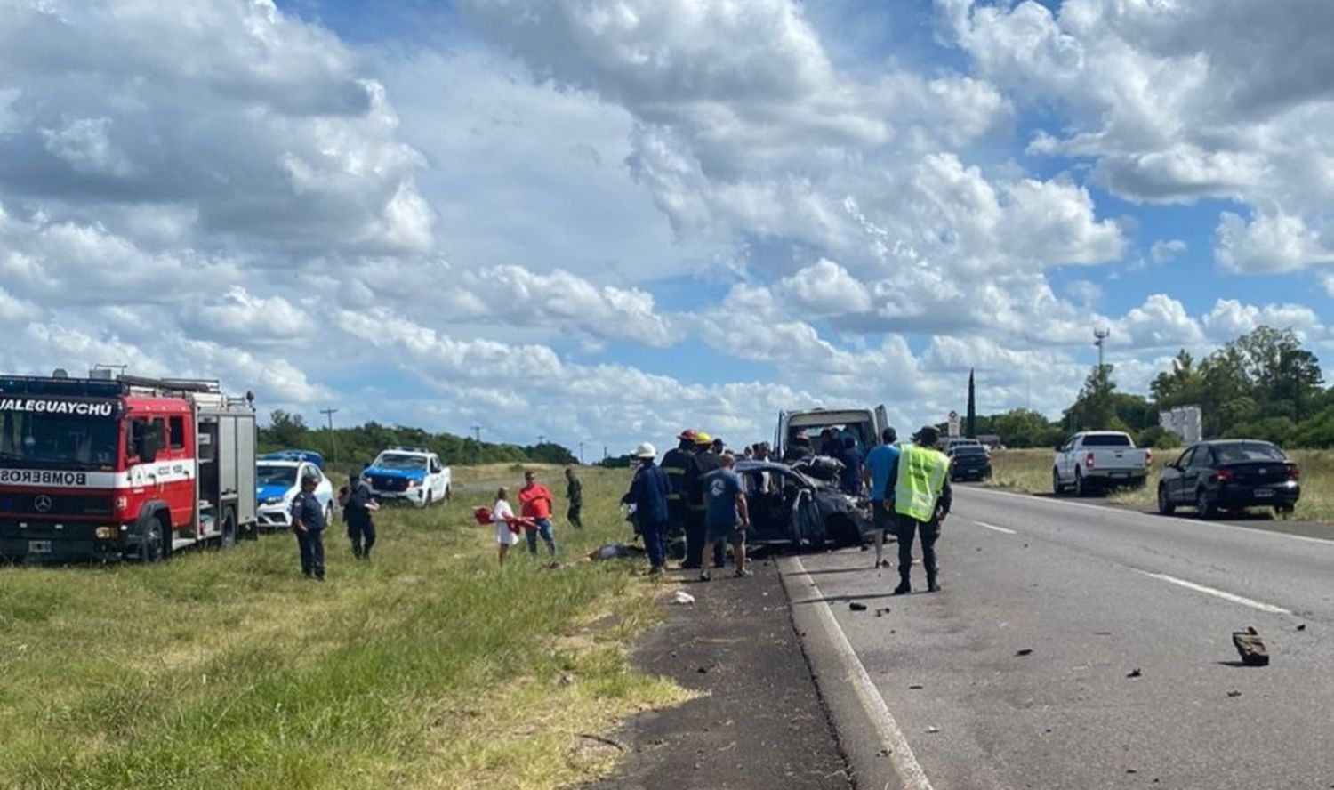 Trágico siniestro en Gualeguaychú: una persona fallecida y 3 menores heridos