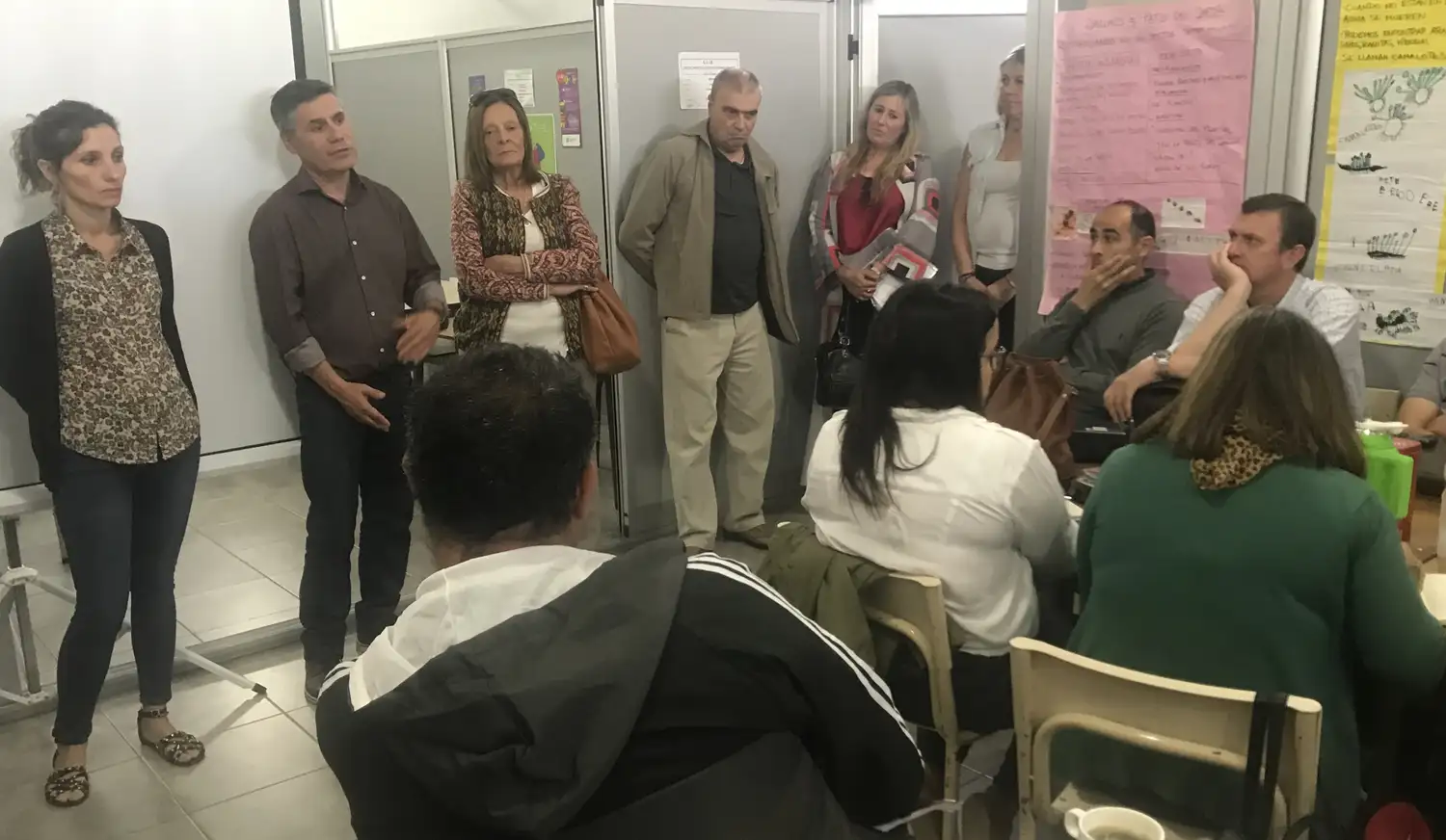 Capacitación a docentes sobre adicciones
