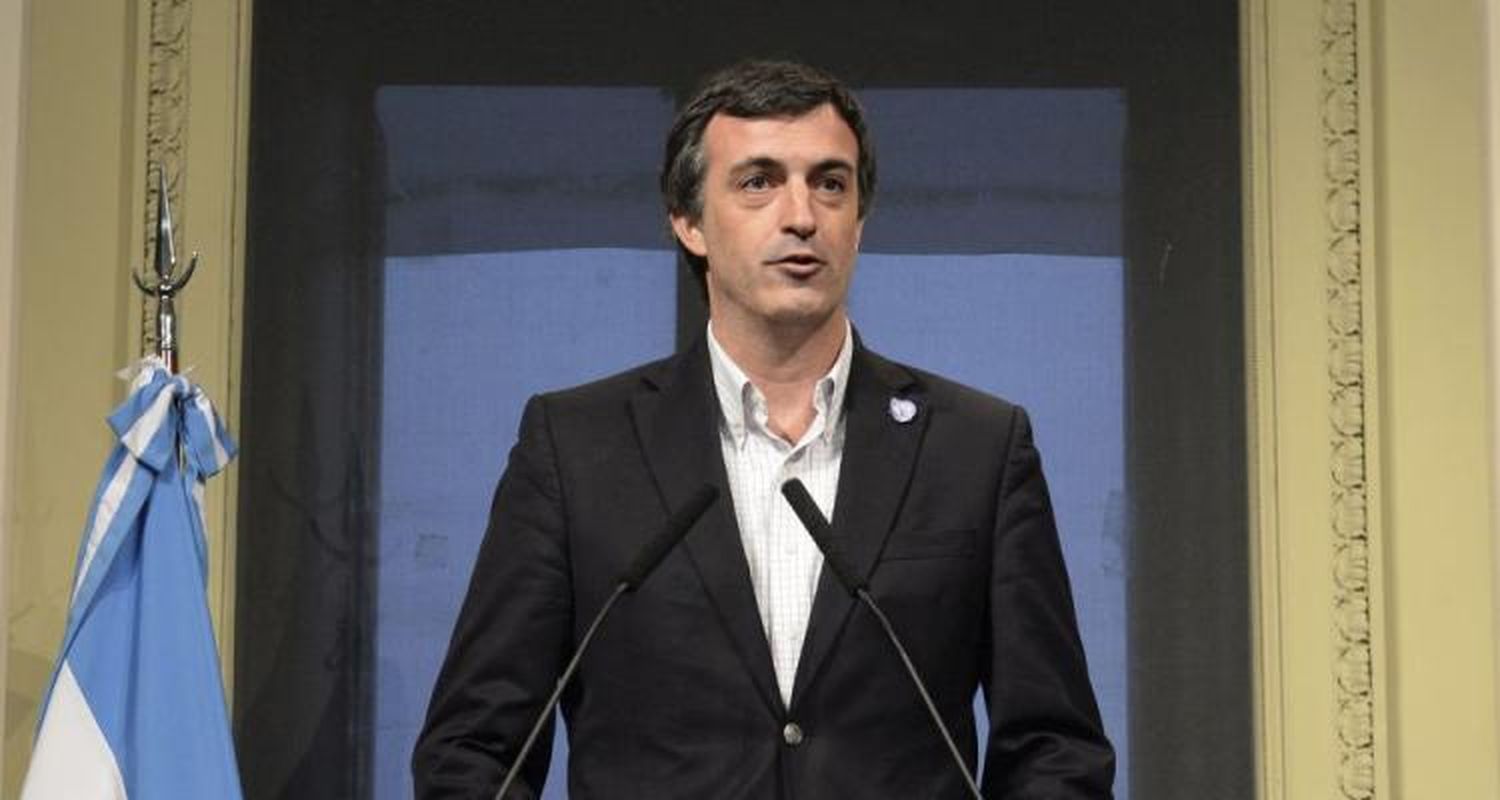 Esteban Bullrich recorre San Pedro acompañado del ministro de Producción, Javier Tizado