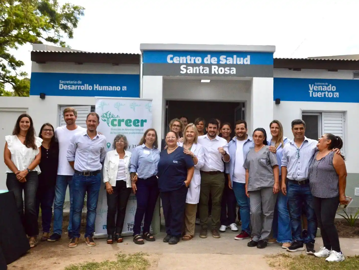 Equipo completo para la reapertura del Centro del Salud.