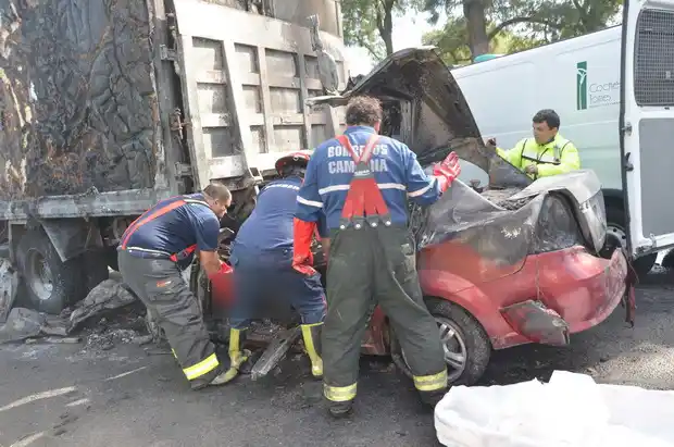 Campana: Joven de Gualeguaychú murió calcinado en un triple choque