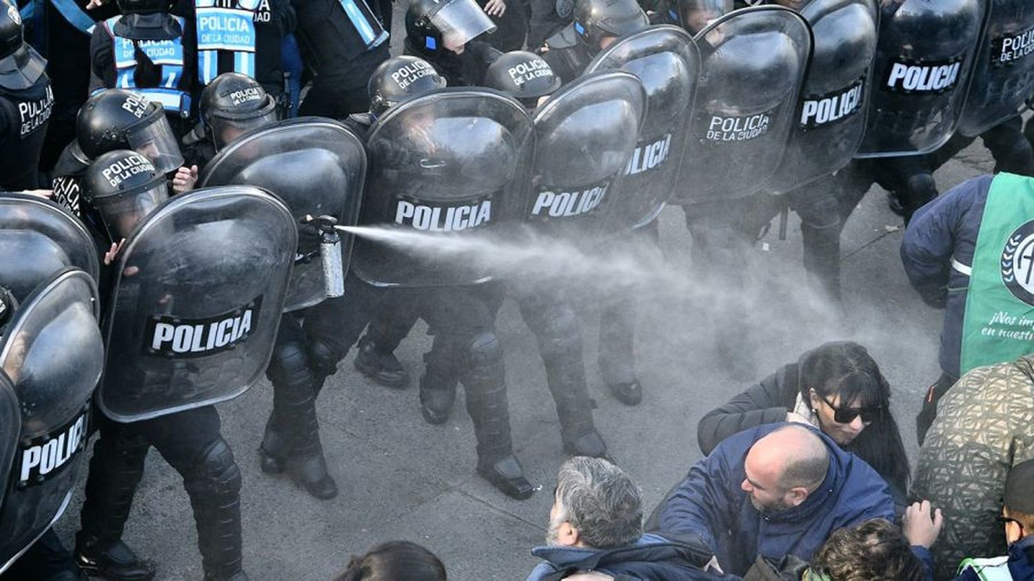 Protesta frente al INTI