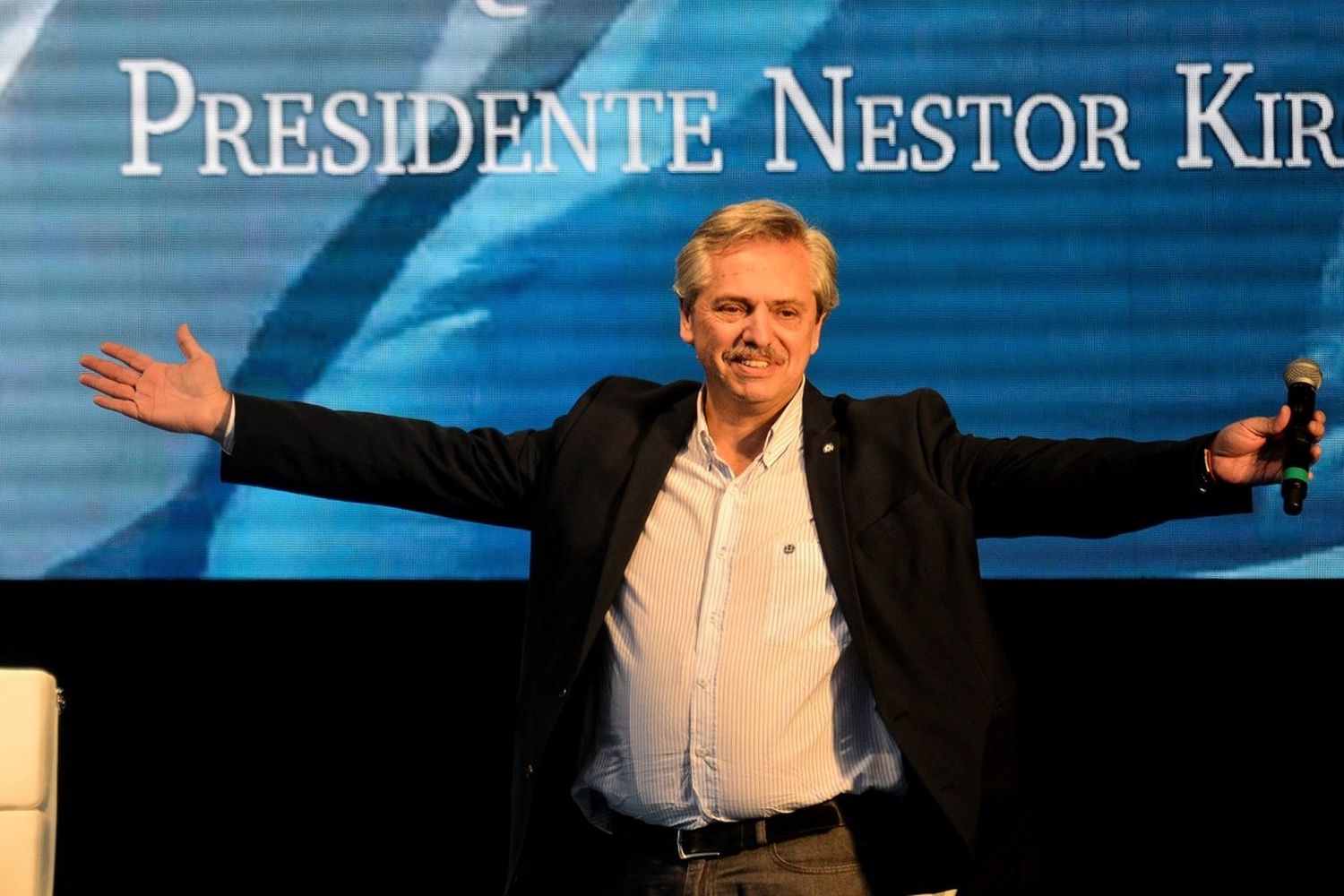 El sugestivo cambio en la cuenta del Twitter de Alberto Fernández