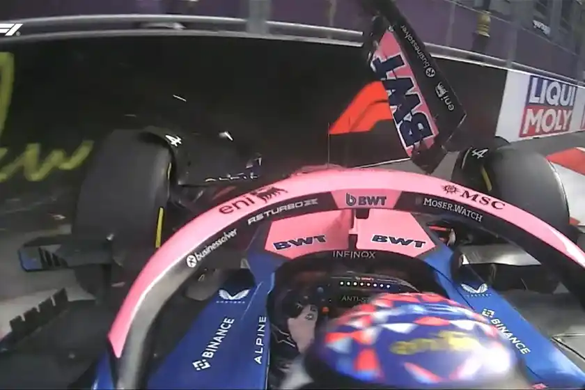 Colapinto chocó, quedó afuera en Q1 y largará 16° en Azerbaiyán