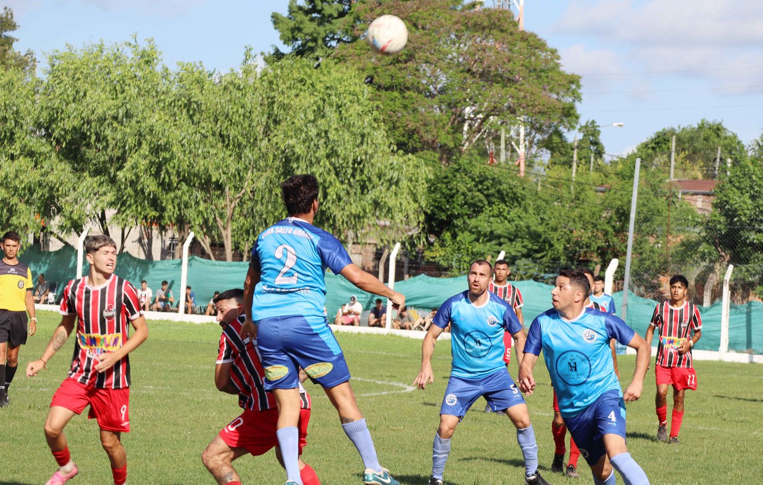 Salto Grande venció a El Olimpo y se metió en semifinales del Petit Torneo