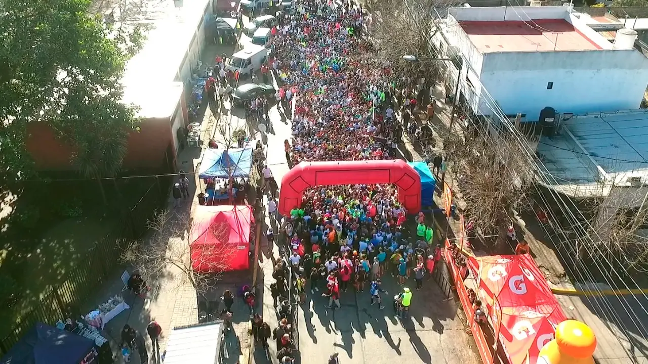 Cinco mil runners desafiaron al frío polar en Quilmes 