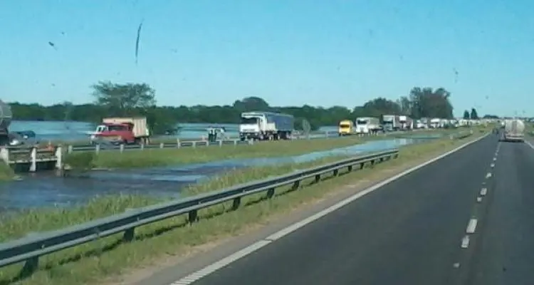Ruta 9: Habilitaron un carril mano a Capital Federal