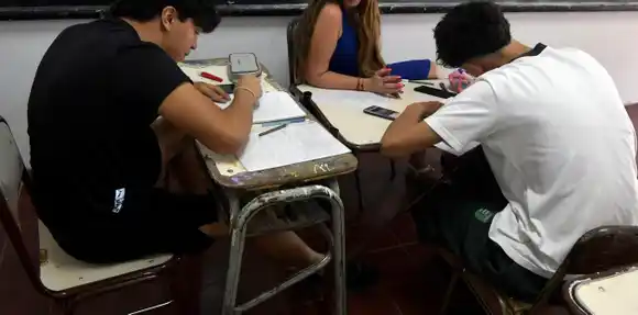 El Gobierno convocará a los gremios docentes  para discutir la paritaria nacional