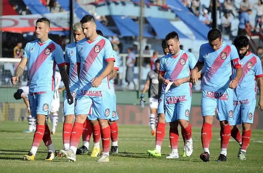 Arsenal descendió a la B Nacional