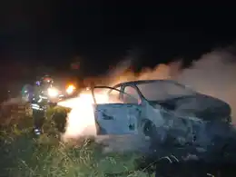 Un auto se incendió en la Autovía 14: sus dos ocupantes eran de Gualeguaychú