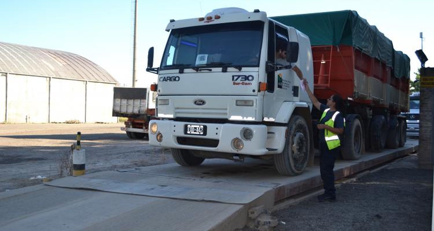 Ratificaron que cada camión que sale cargado de San Pedro debe pagar $ 200