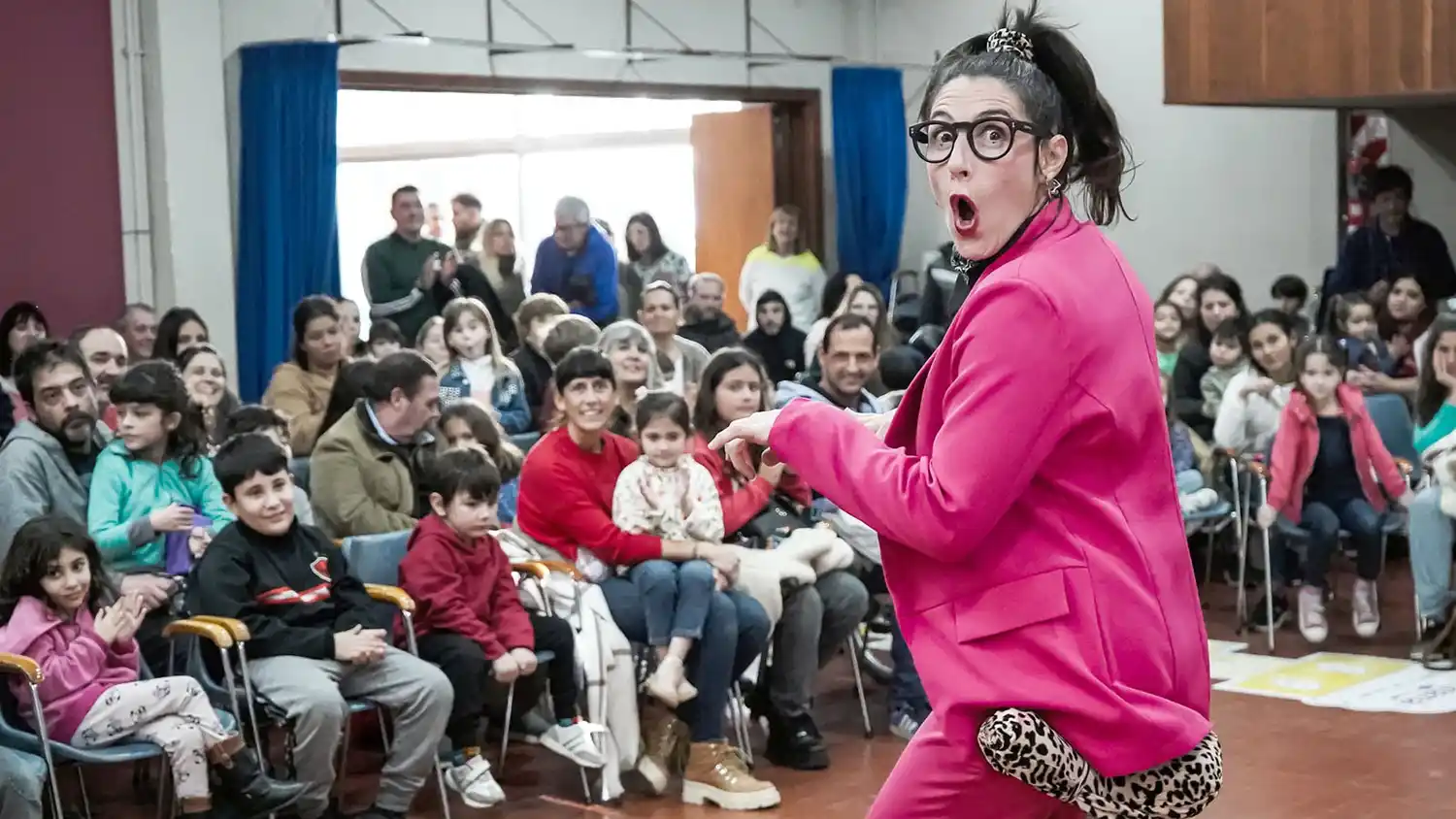 Show para la familia. Destrezas circenses, humor y una estética llamativa