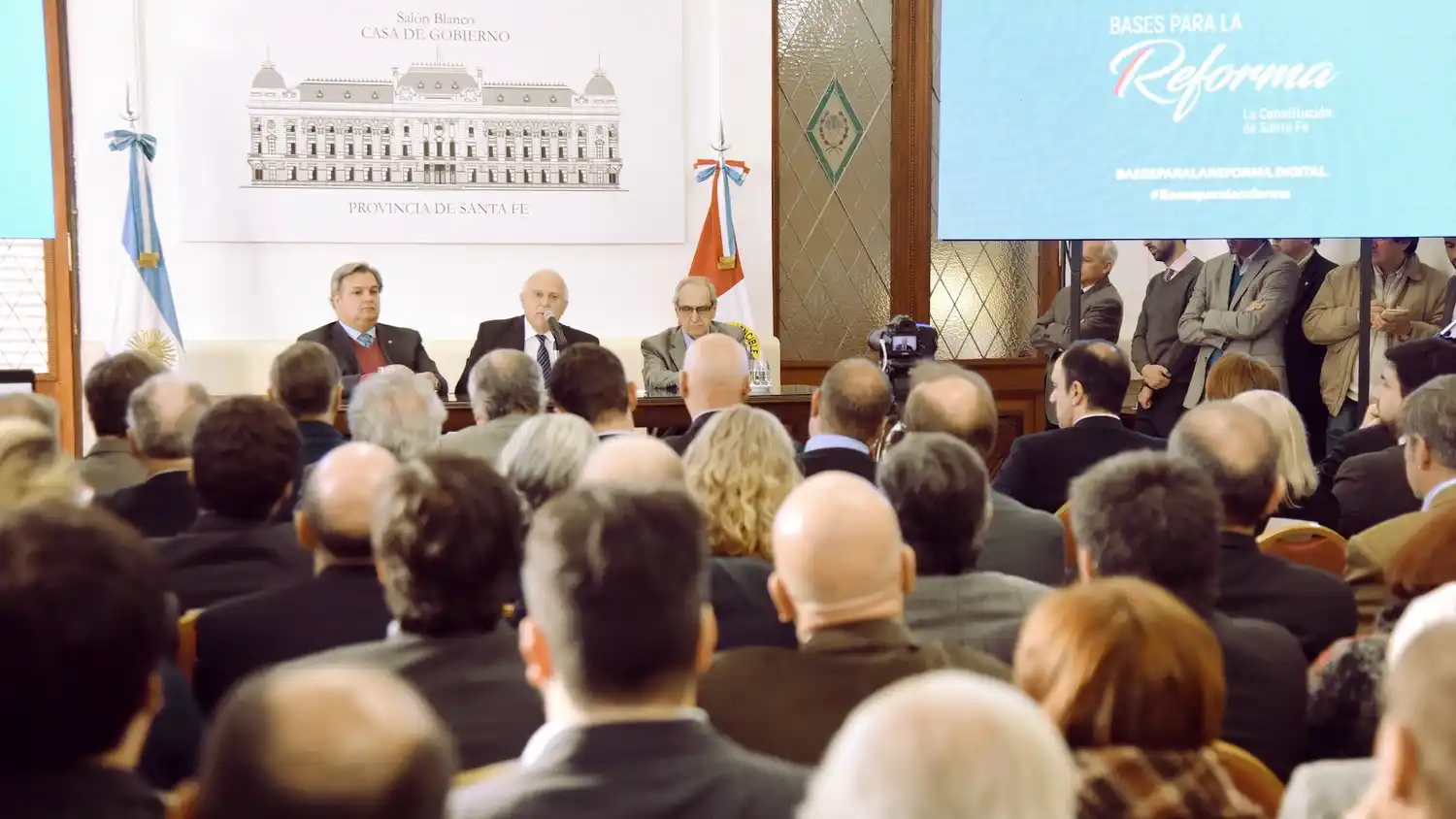 Reformistas de México debatirán sobre una nueva Consitución