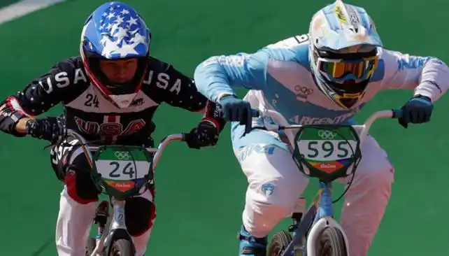 Gabriela Díaz y Gonzalo Molina, eliminados en semis