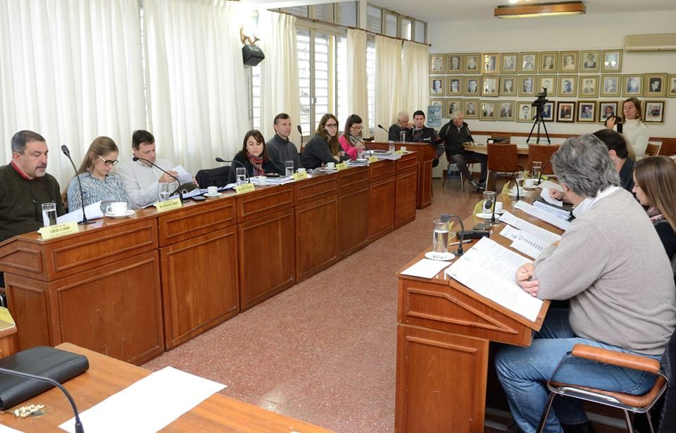 Plem dijo que “esta gestión no hizo nada por el ejido” y Holzheuer le respondió