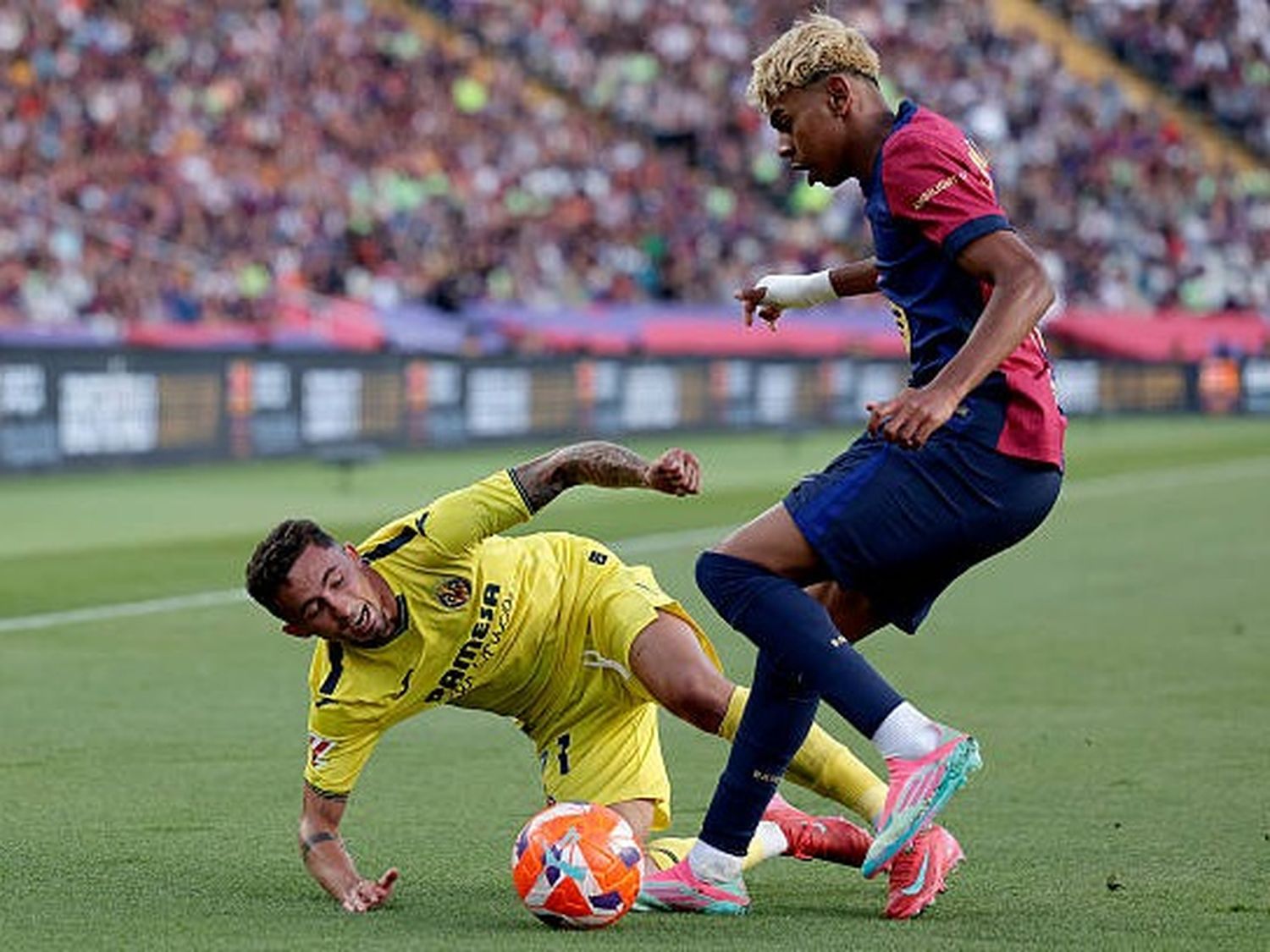 El campeón Barcelona cayó ante Villarreal