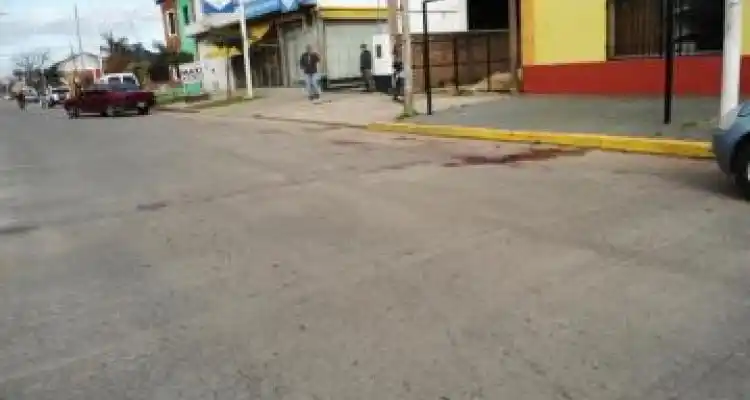 Murió un joven de 18 años en presunto accidente de moto